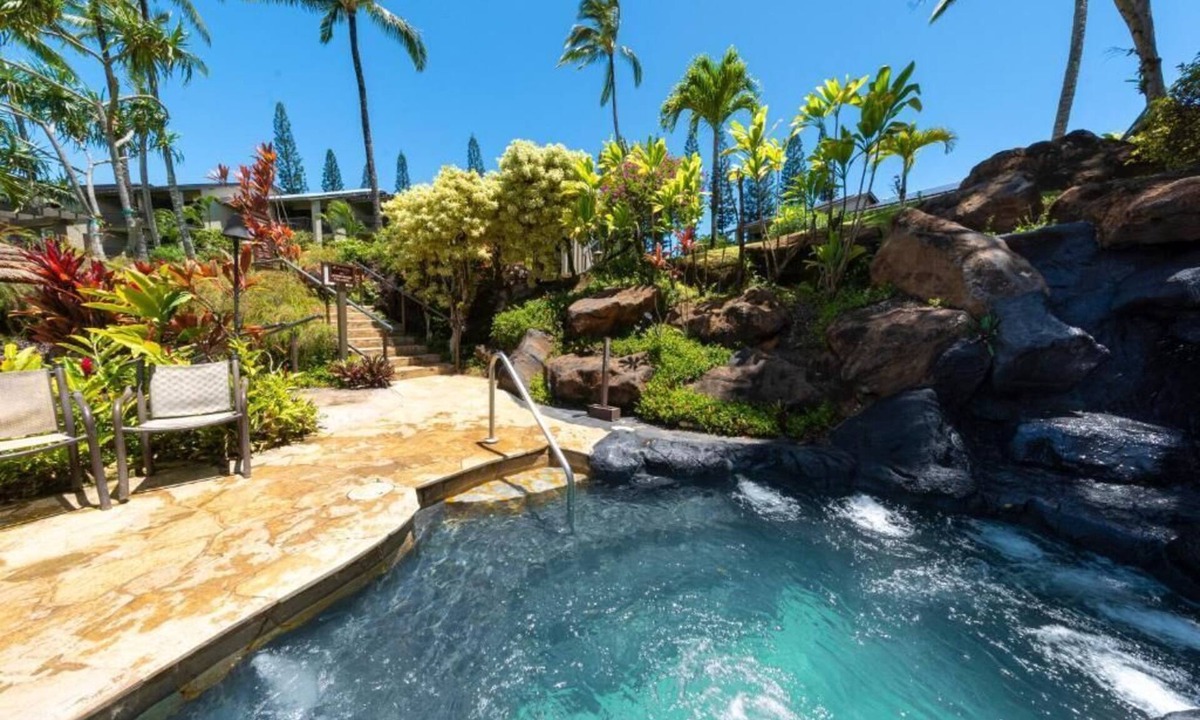 Princeville Hotel | #1 Best Value Resort on Kauai | 3 Relaxing Units, Full Kitchen, Swimming Pool!