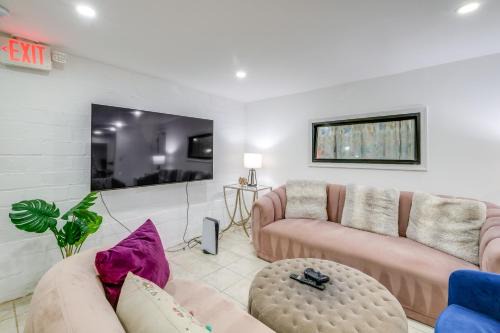 Silver Spring Apartment | 1 Mi to the Metro! Centrally Located Apt Near DC