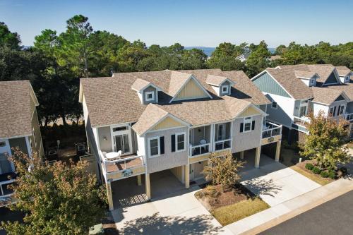 Corolla Light House | 1329 - The Sun Setter