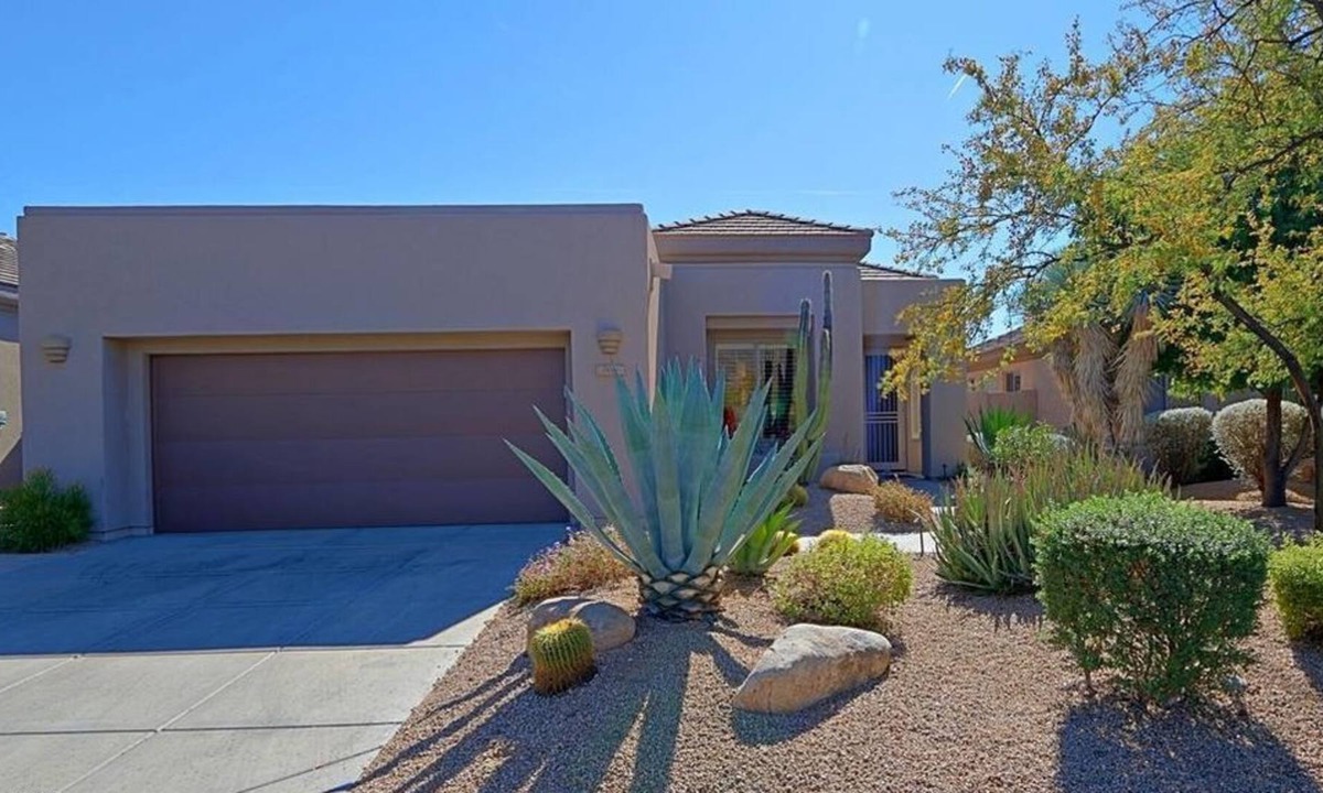 Terravita Apartment | 2 Bedroom Single family 19746 by Houzlet