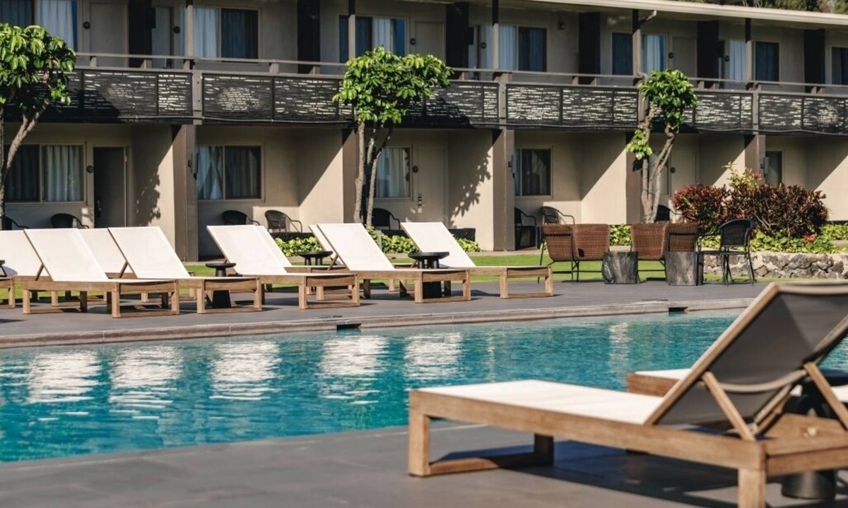 Kahului Hotel | 2 Pet-friendly Units | Onsite Pool | Steps to Ho'aloha Park Beach | Free Shuttle