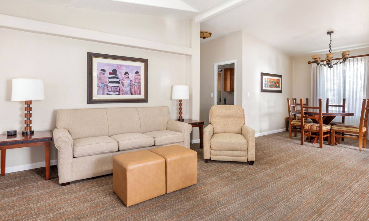 Pinetop Apartment | 2 Serene Units! Fish Show Low Lake, Hike, Golf & Bike + Free Parking