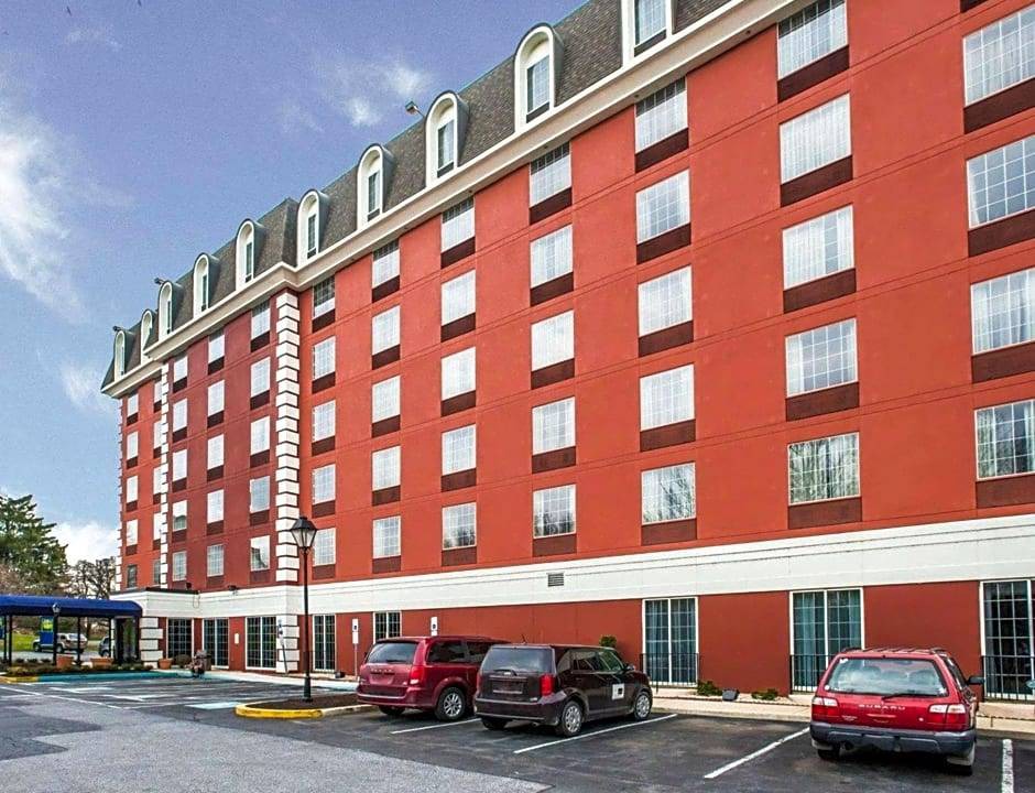 Hummelstown Hotel | 2-Star Hotel ∙ Comfort Inn at the Park Hershey