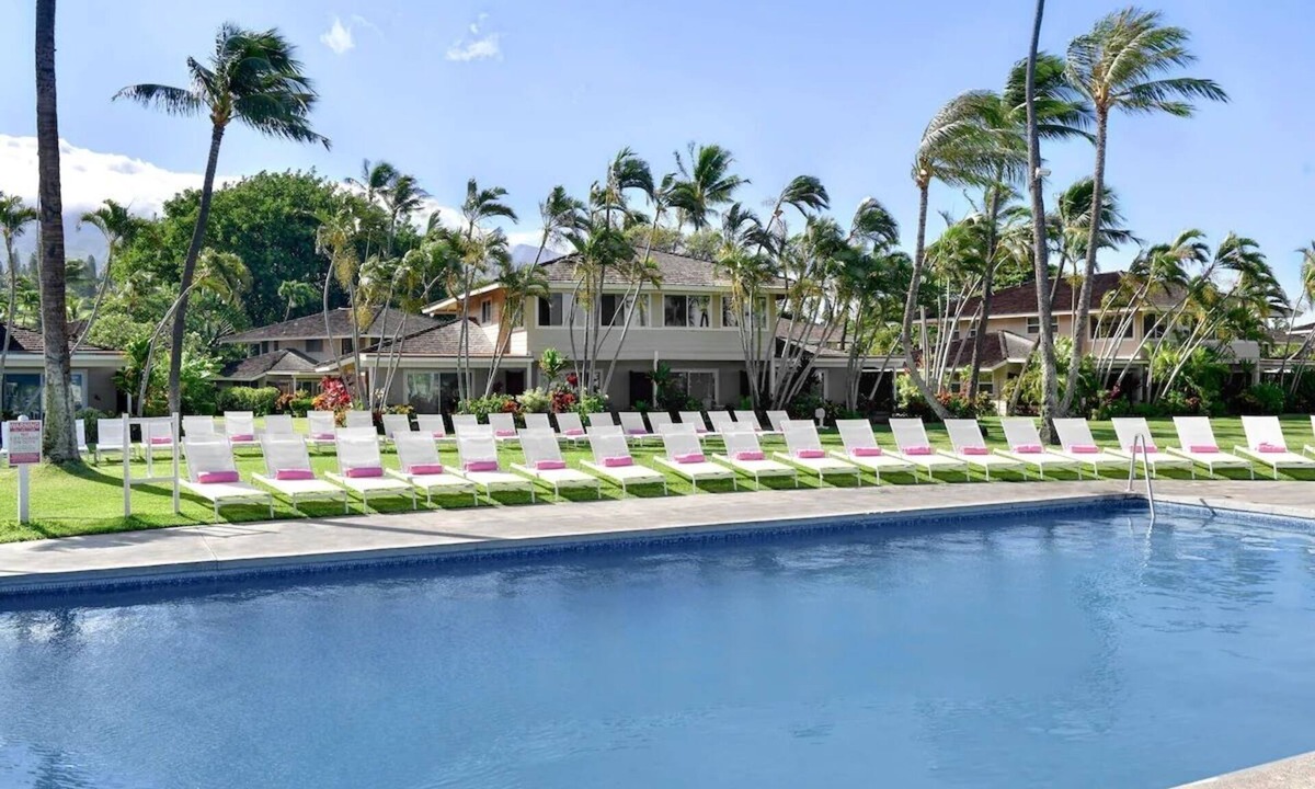 Kaanapali Hotel | 2 Tower Ocean Front Room Doubles at Royal Lahaina Resort!