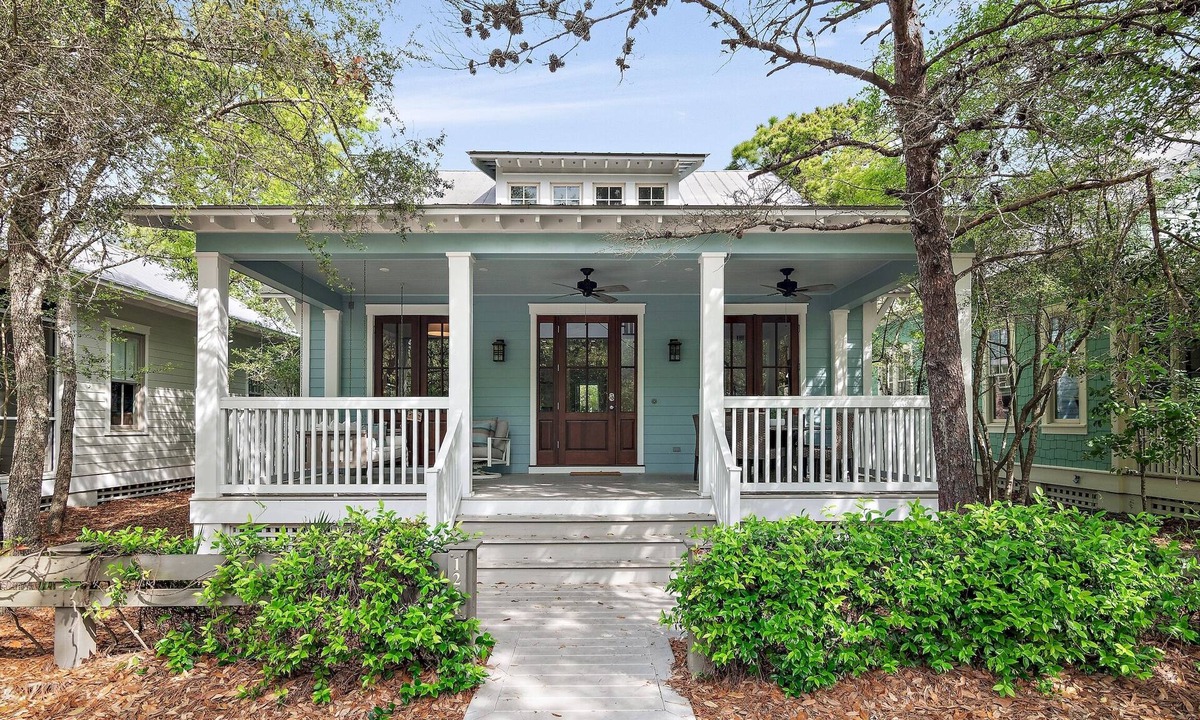 Forest District House | 30A Retreat LSV + Bikes + Beach Chairs,Sleeps 10, Heart of WaterColor