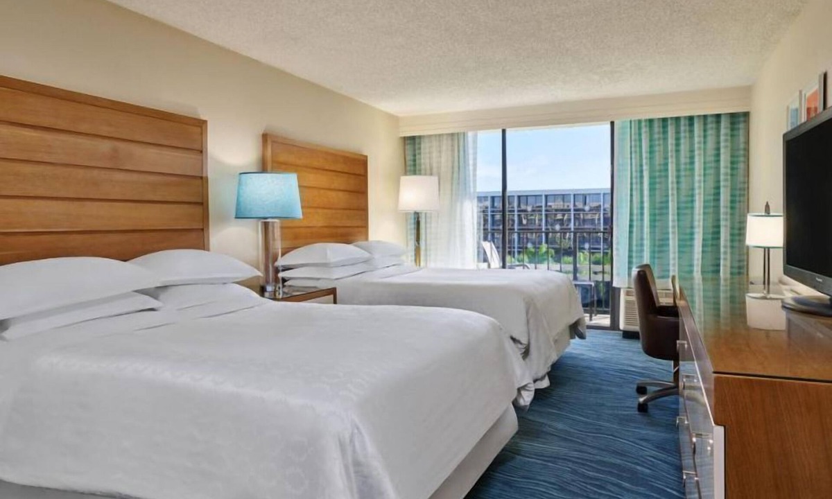 Florida Central Atlantic Coast Resort | 4 Spectacular City View Units NEAR DISNEY! Pool, Waterslide, Hot Tub & More!