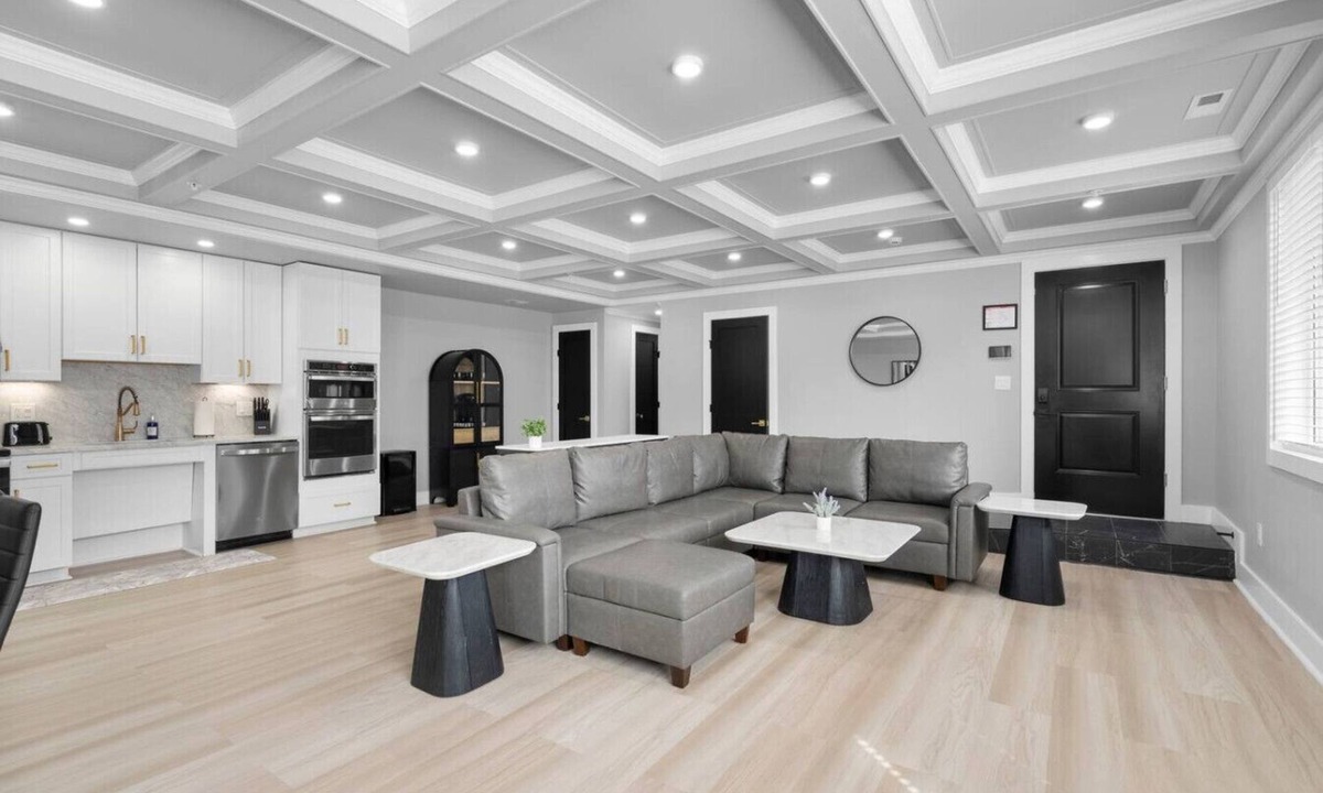 Trinidad Hotel | 4BR DC Escape | Spacious, Modern & Central+Parking