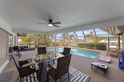 Town and River House | 4BR Waterfront Home w Heated Pool & Private Dock