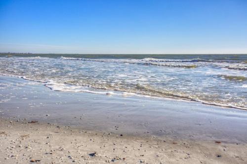 St. Pete Beach House | 805 - Friendly Native Beach Resort