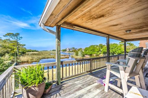 Brigands' Bay House | 8632 - Reelaxing on Sound Side