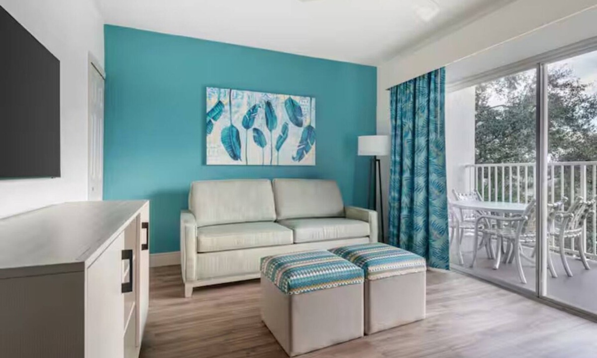West Kissimmee Hotel | A Beautiful Stay Designed to Make Every Journey Feel Exceptional! Outdoor Pool!