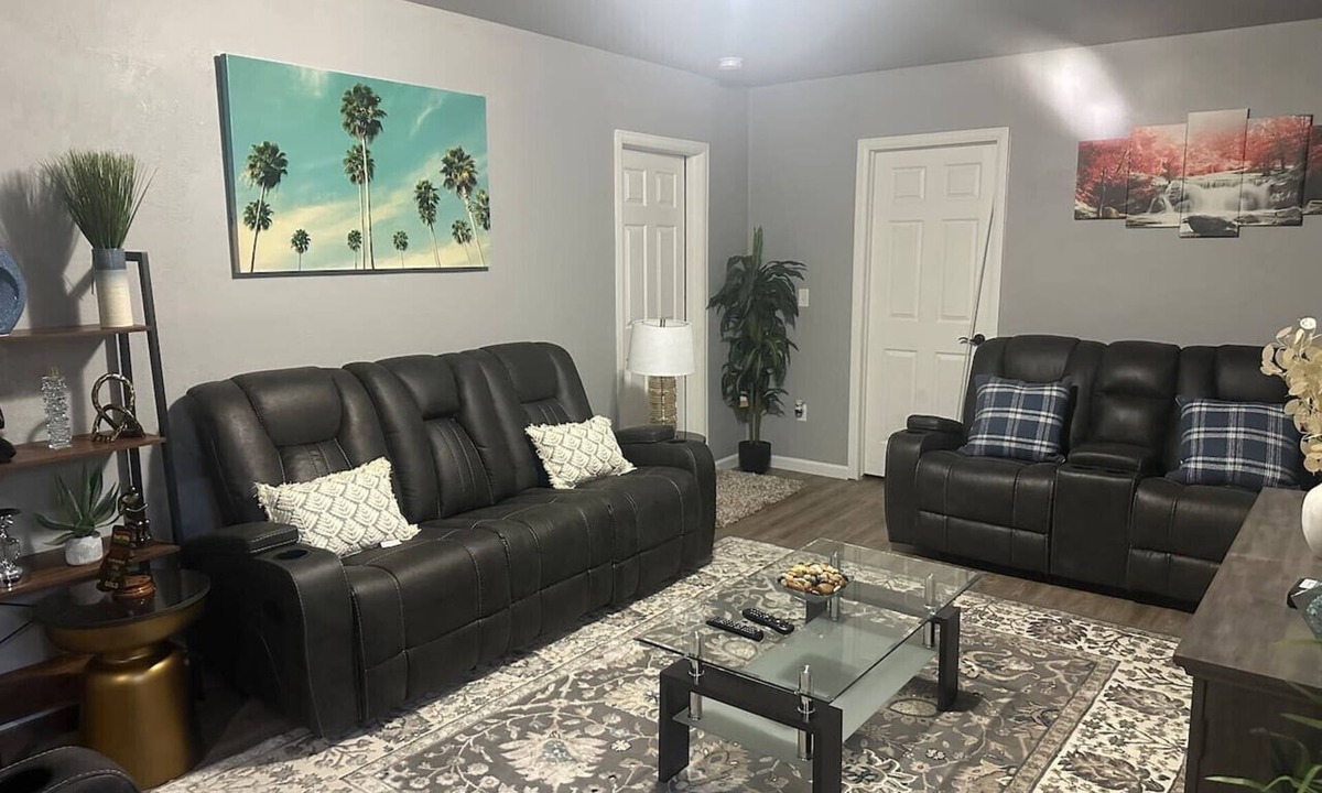 Williston House | A newly executive basement apt