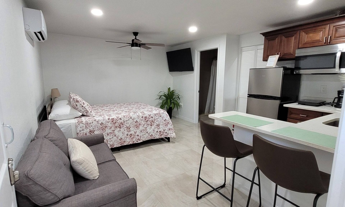 Gulf Highlands Apartment | A quiet and peaceful space for your stay away from home. Cleanliness