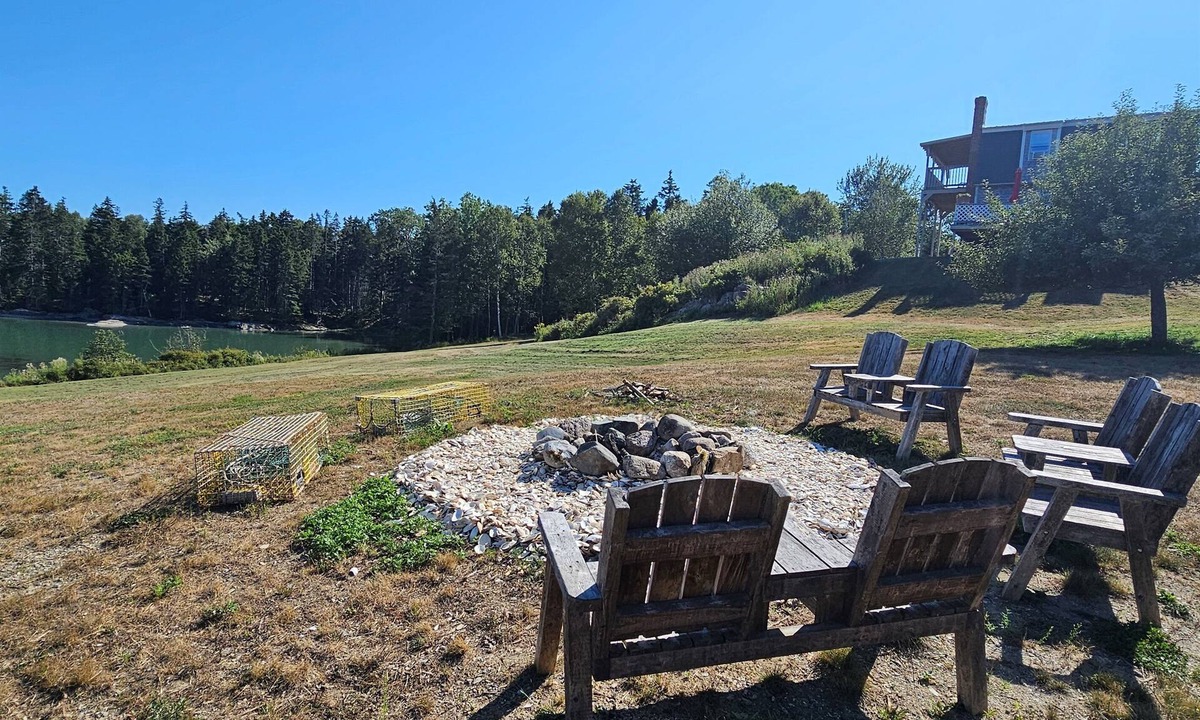 Stonington House | Agua Viva House - Classic Cottage on Webb Cove