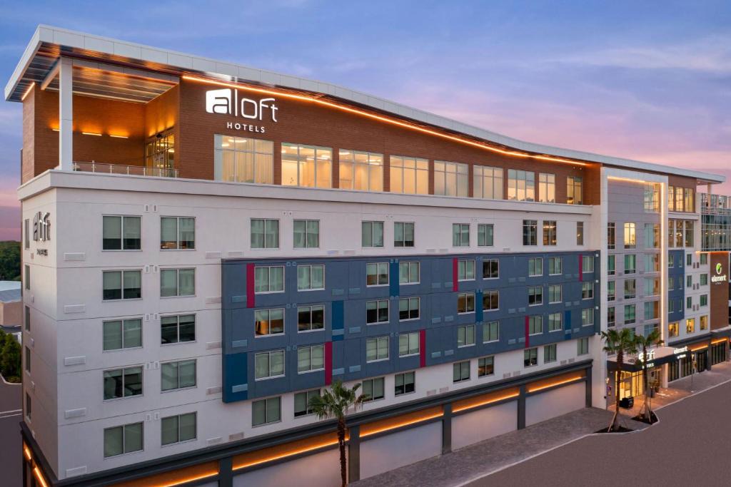 Tampa Hotel | Aloft by Marriott Tampa Midtown