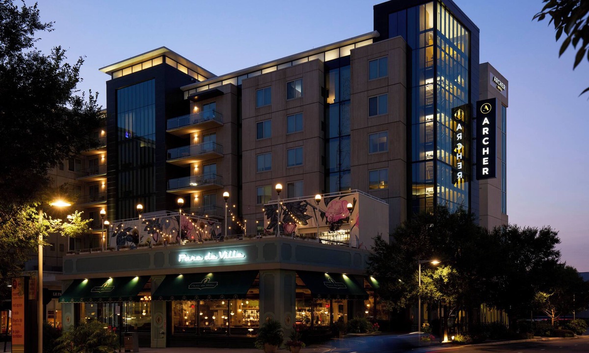 Merrifield Hotel | Archer Hotel Falls Church