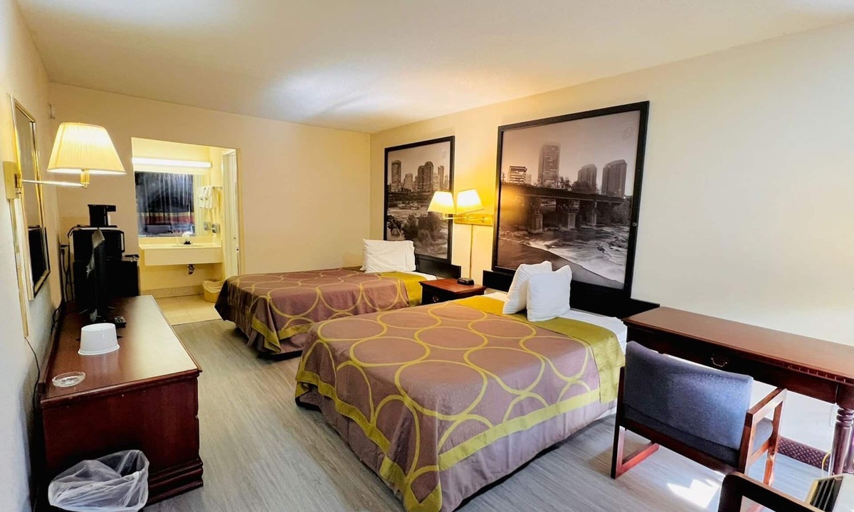 Ashland Hotel | Ashland Studio Inn By OYO Richmond North near Kings Dominion
