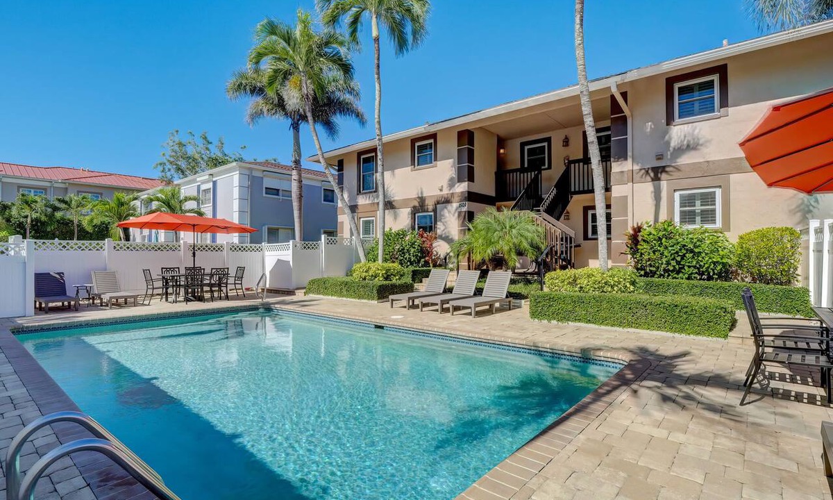 Royal Harbor Condo | B-1 - Waterfront Condo Near Naples Bay & Beaches