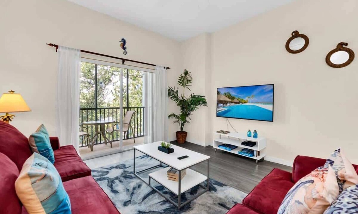 Bahama Bay Apartment | Bahama Bay escape w/pools & Disney access