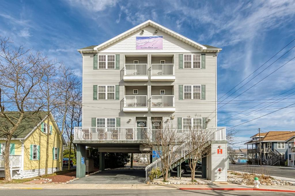 Ocean City Hotel | Bay 2 Beach
