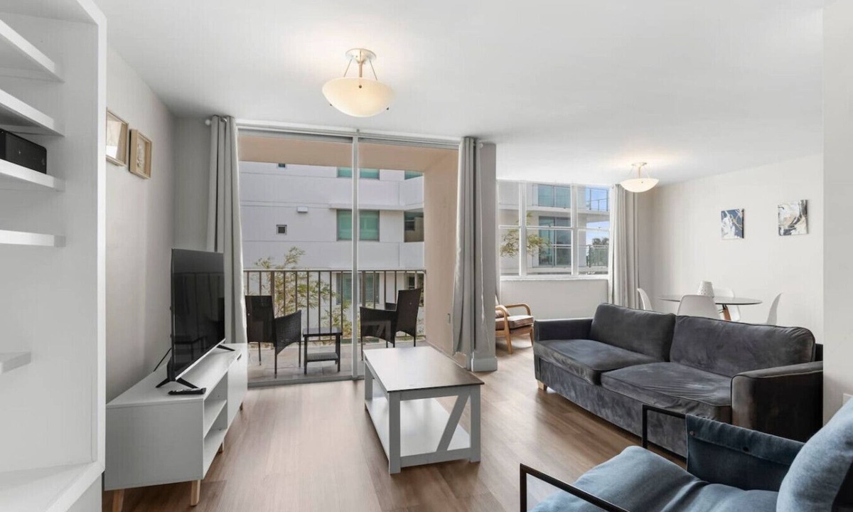 Bay Harbor Islands Apartment | Bay Harbor Sunset Apt 3B