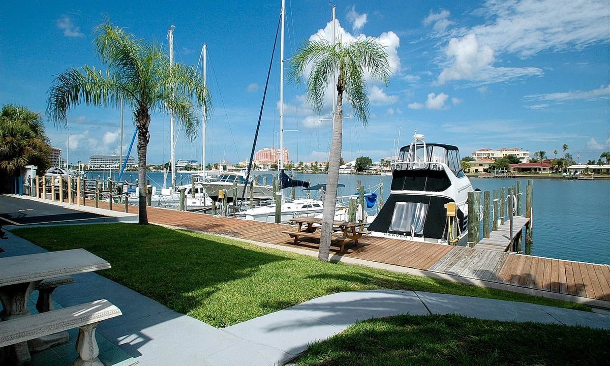 Clearwater Beach Condo | Bayside Condos 10 Direct Bayside View