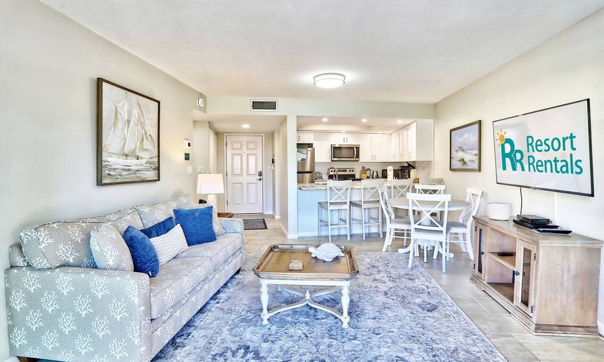 Sunset Beach Condo | ☀Beach Access On Site🌴Land's End 1-203🐬Beautifully Updated🐠Across from Pool