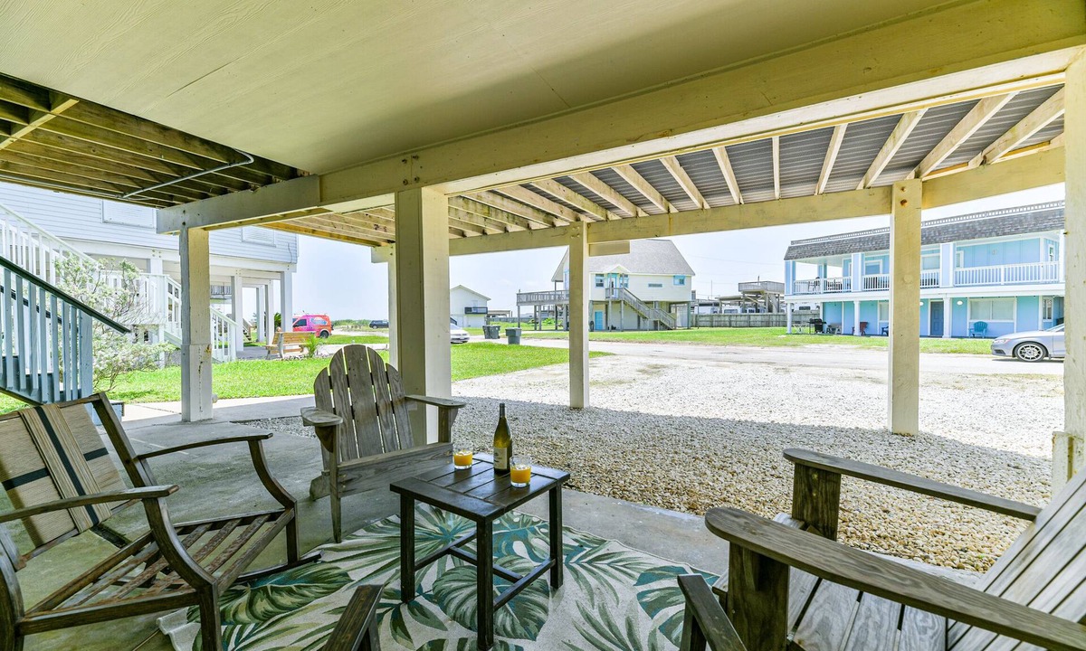 Acapulco Village House | Beach Waves B - Steps Away from the Beach, Book Now!