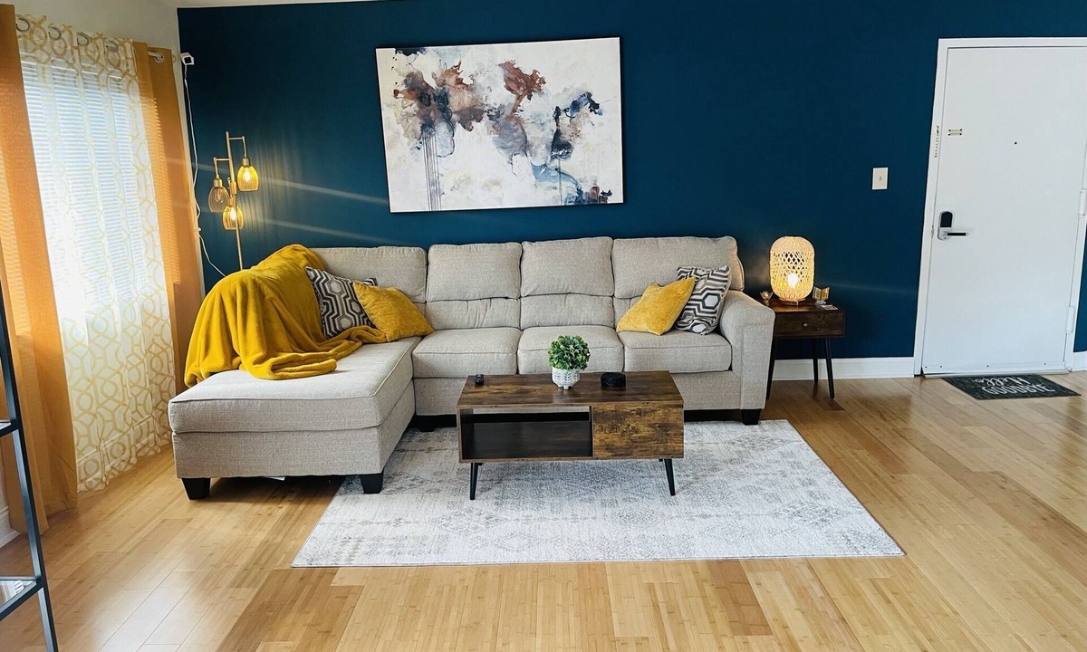 Aspen Hill Apartment | Beautiful Condo near Downtown Silver Spring - 20%off NOW!!!