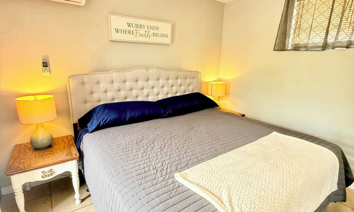 Jacksonville Apartment | Beautiful Studio! Very peaceful, very safe!