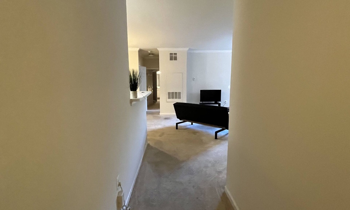 North Bethesda Apartment | Bethesda Getaway by Metro
