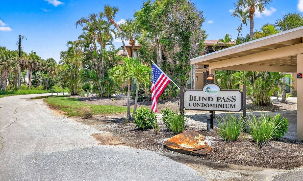 Sanibel Condo | Blind Pass Condos at Bowman's Beach E108 on beautiful Sanibel Island