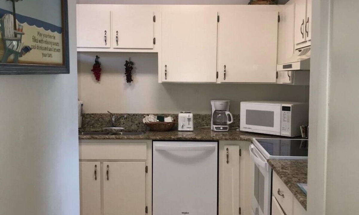 Sanibel Condo | Blind Pass Condos at Bowman's Beach F206 on beautiful Sanibel Island