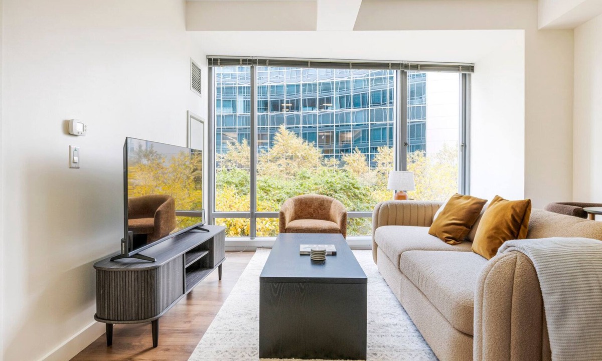 West Fens Apartment | Blueground | Fenway–Kenmore, rooftop, nr Fenway Park