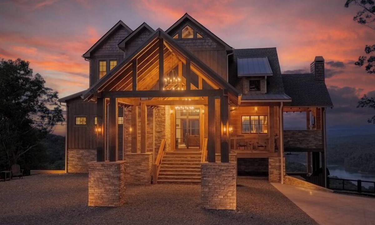 Blue Ridge Cabin | BLUESTONE - Panoramic Lake and Mountain Views | Mountain Modern Luxury | Hot Tub