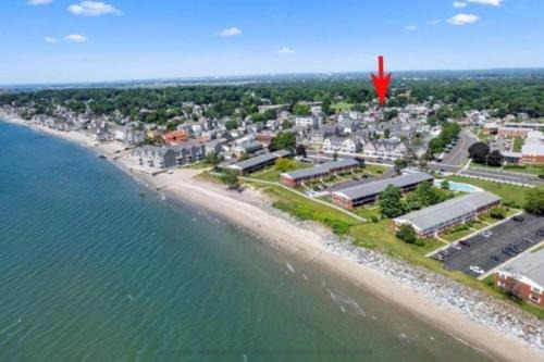 Devon House | Bobby's Beach Bungalow