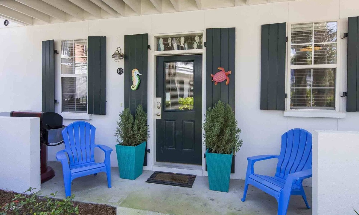 Seagrove Beach House | Bungalows at Seagrove #142 | Near Beach, Pool + Bicycles