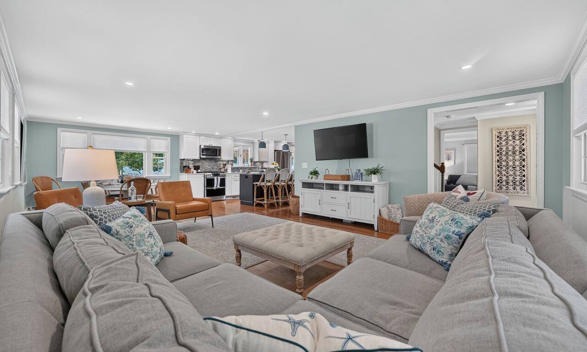Osterville House | Cape Cod Escape | Near Beaches | Play Area