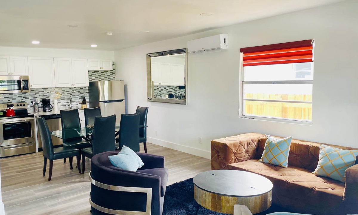 Wynwood Art District House | Casa Wynwood - 4 bdrm/2bth + Parking