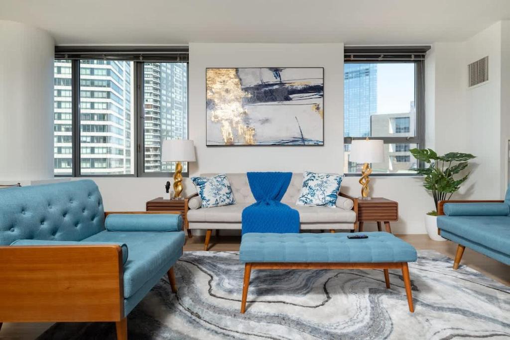Chinatown Apartment | Central 2BR Condo in Downtown Boston & T-Station