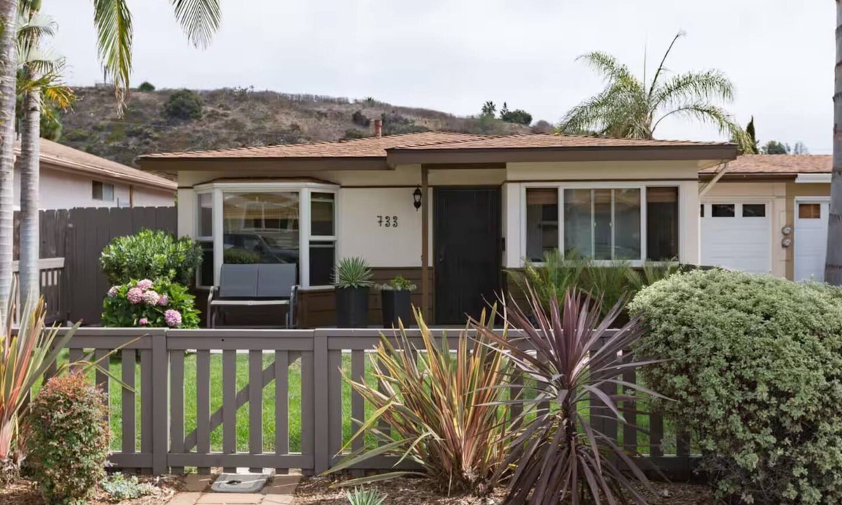 Encinitas House | Central Encinitas, 1.4 Miles from Beach