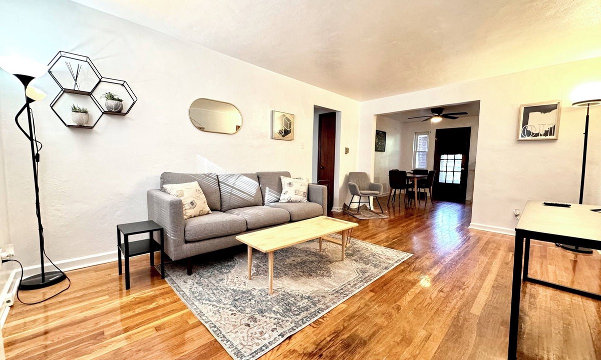 Westwood Apartment | Charming 2-bedroom on the West Side! Pet-friendly and quiet!
