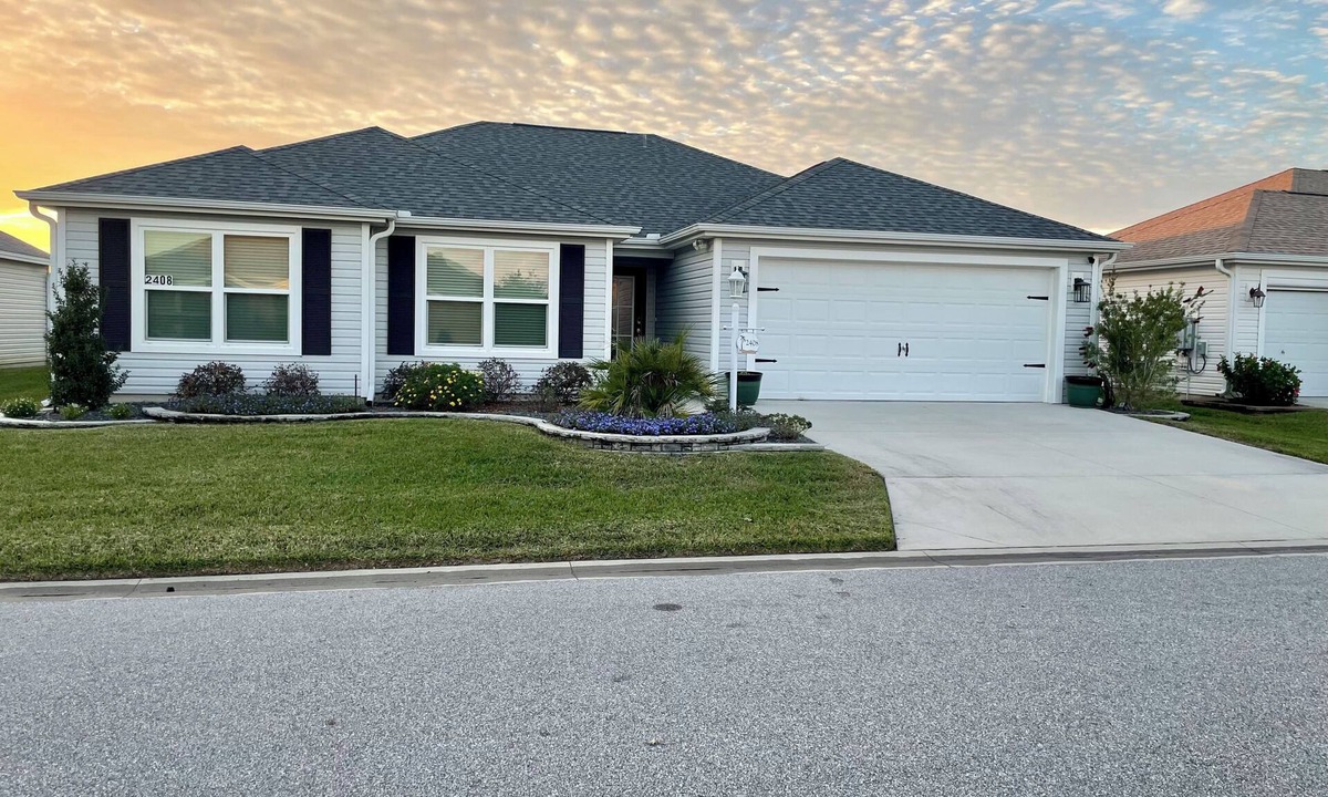 Wildwood House | Charming 3-bedroom cottage house in The Villages