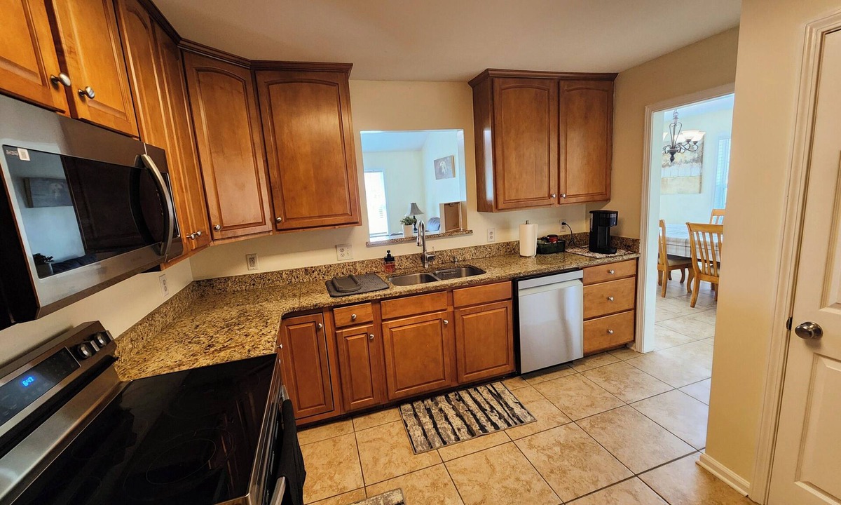 Calhoun House | Charming 3-bedroom house in Calhoun