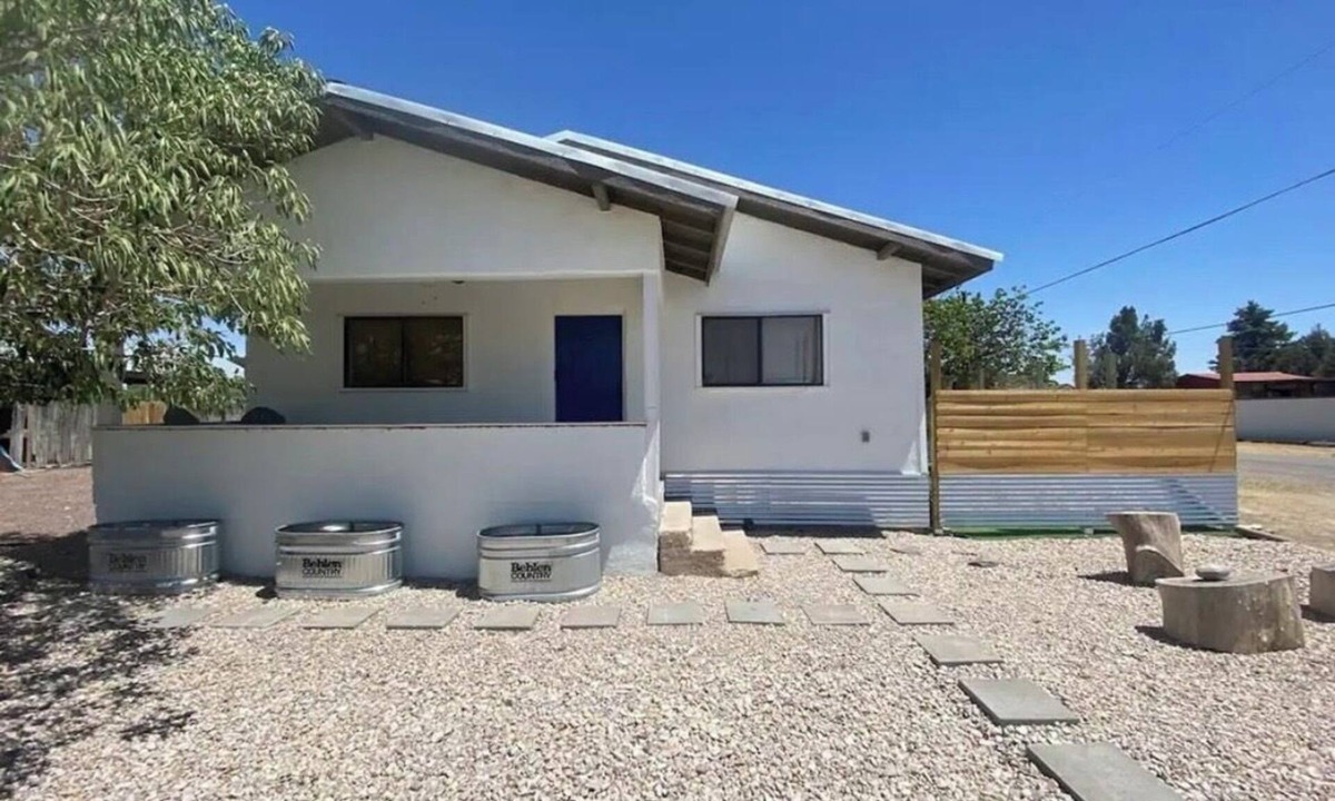 Marathon House | Charming 3-bedroom "The Rose House" in Marathon near Big Bend NP