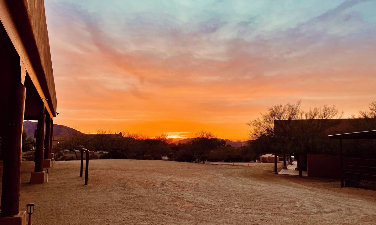 Leigh Estates Apartment | Charming Bunkhouse Studio on a quiet western Ranch in a Cave Creek neighborhood.