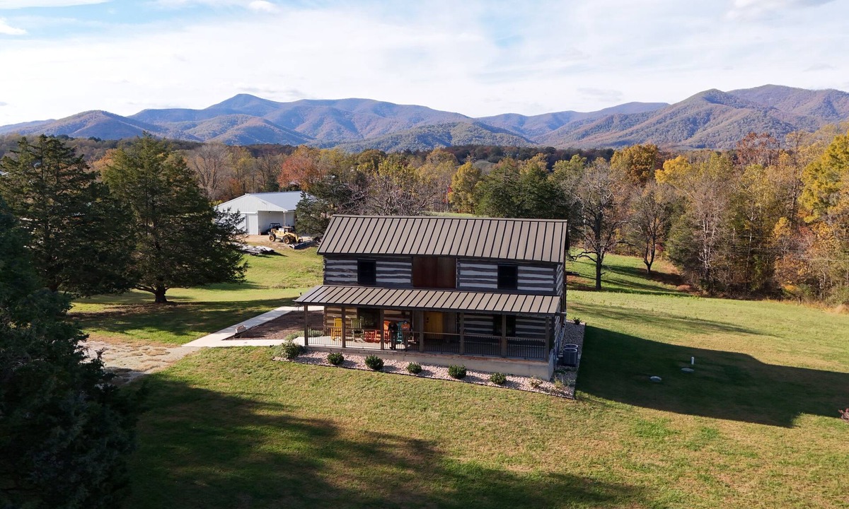 Lowesville Cabin | Charming, fully renovated 19th century cabin with spectacular views. 4 BR, 2 BA.