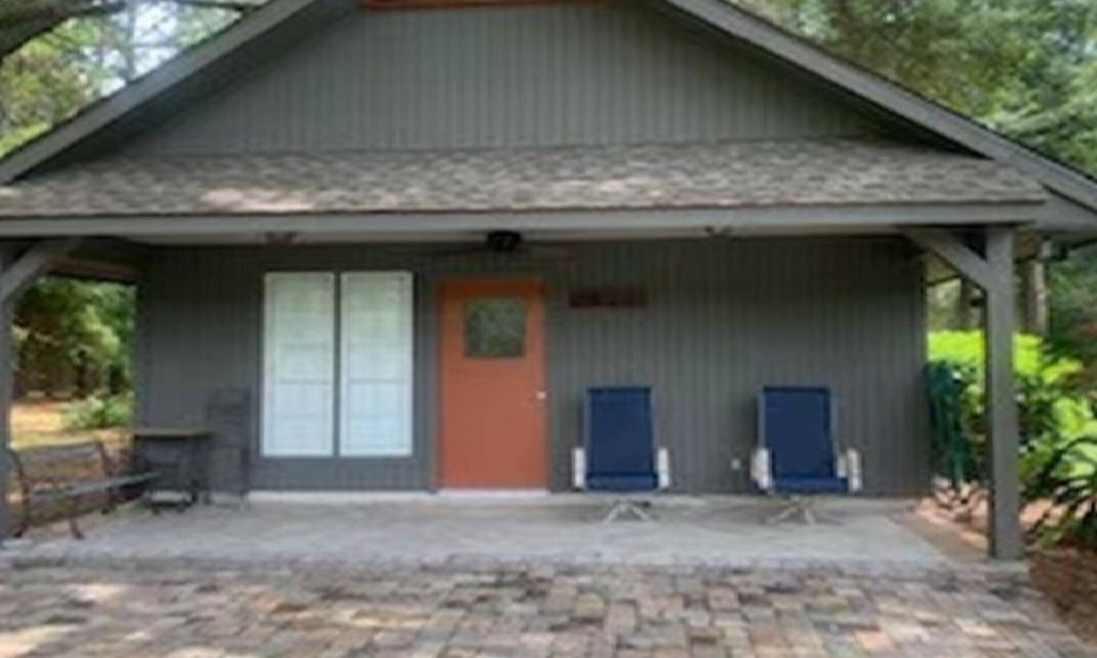 St. Marys Cabin | Charming Guest House near Crooked River Park -MAXIMUM 14 DAY STAY