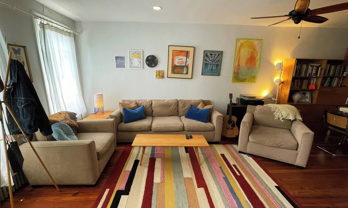 Whitman House | Charming South Philly House with yard, BBQ, art studio <3