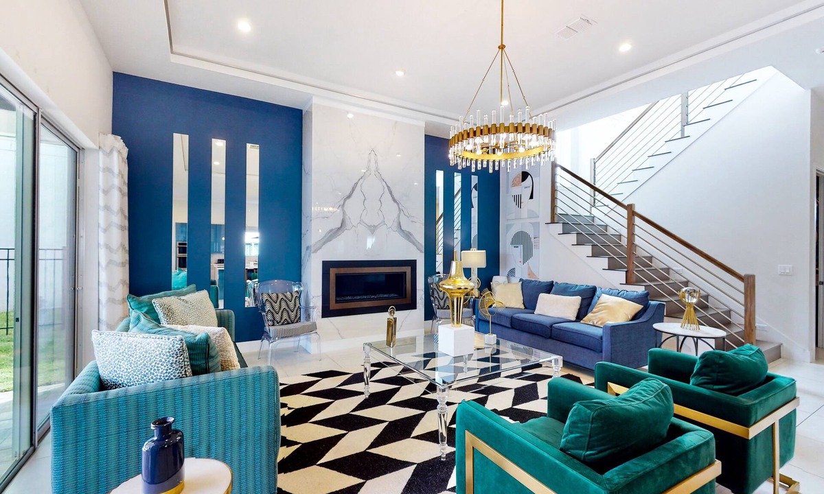Reunion House | Chic Mansion with Games Room